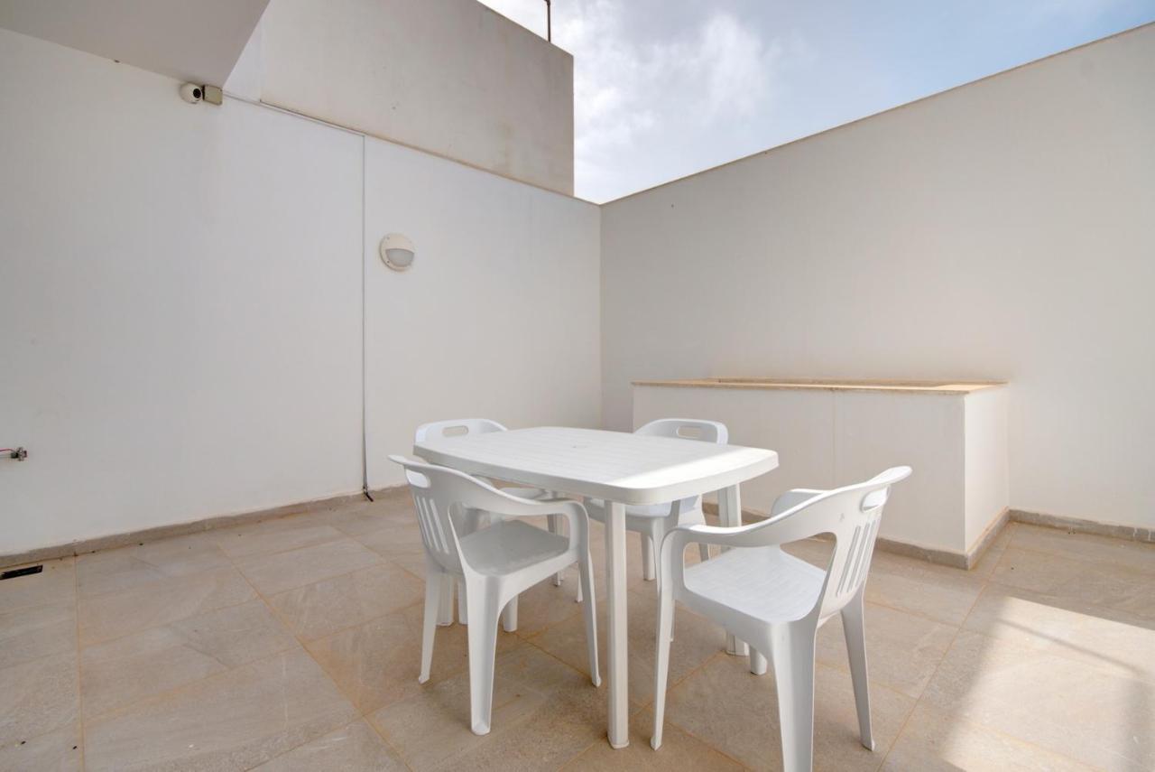 Malta's Beachfront In Apartment Mellieha